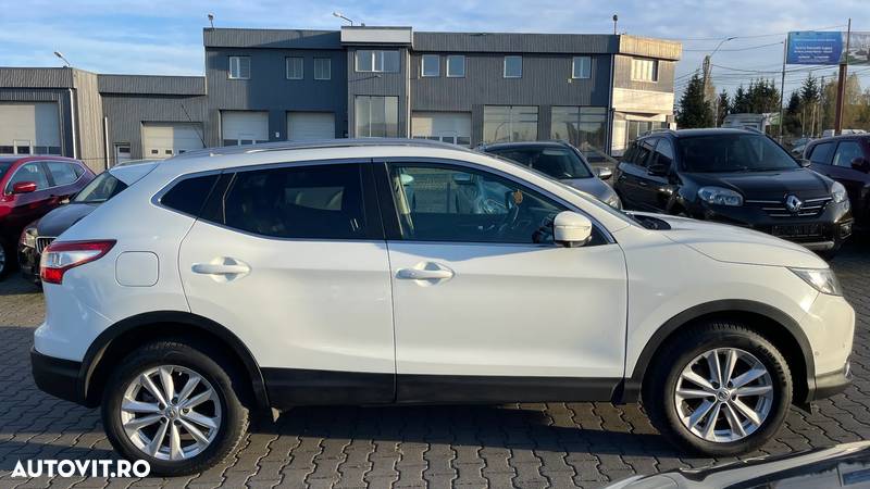 Nissan Qashqai 1.6 DCi 4 x 4 DPF tekna - 29