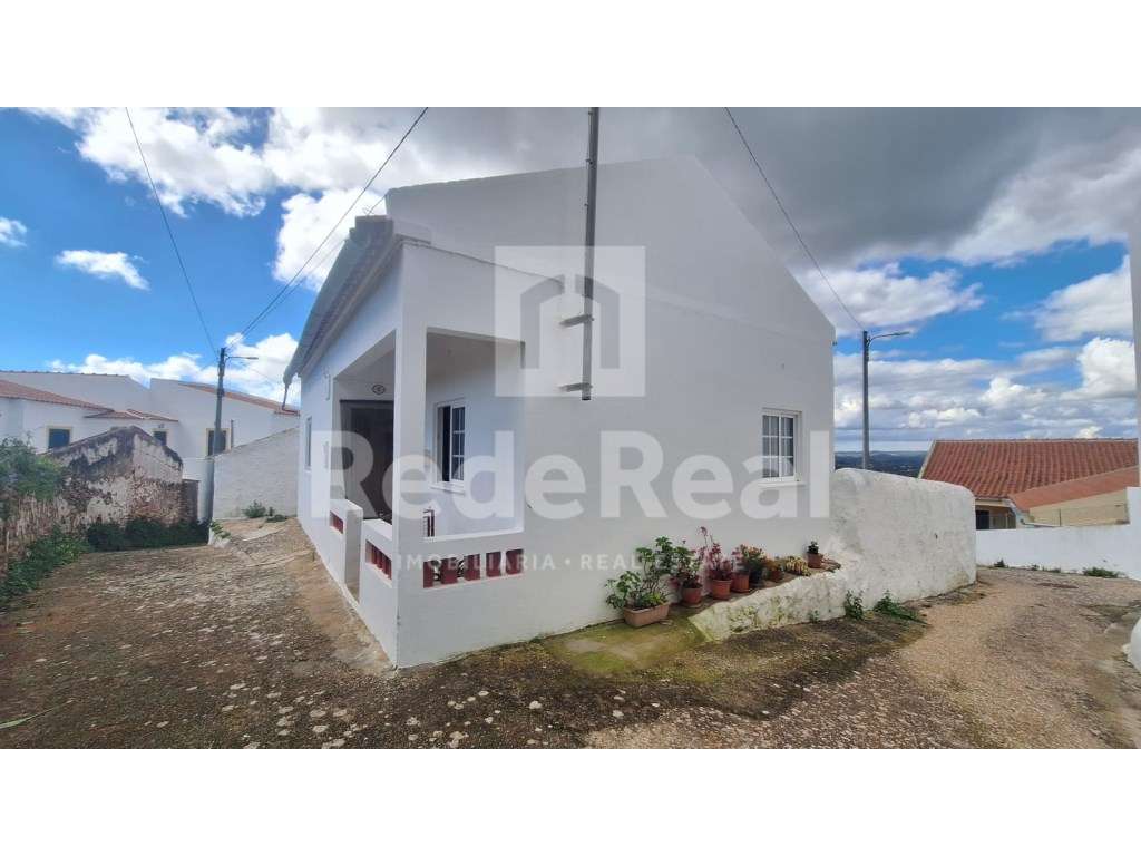 Moradia T2 tipica Algarvia com vista campo-25