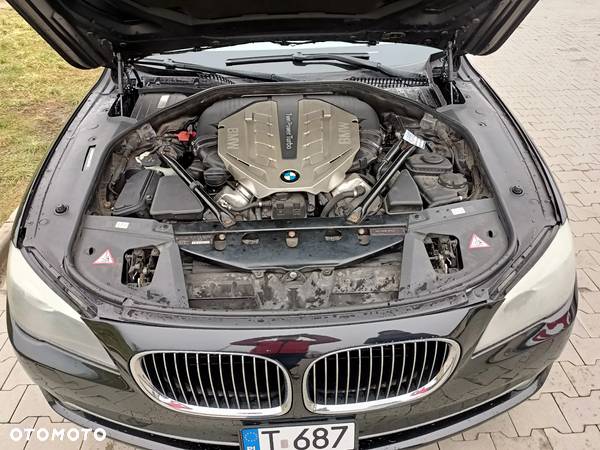 BMW Seria 7 750Li xDrive - 11