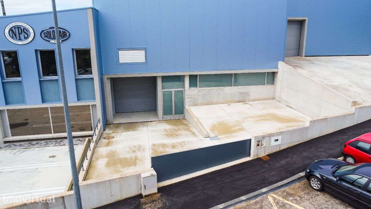 Unidade Fabril Nova em Zona Industrial-19