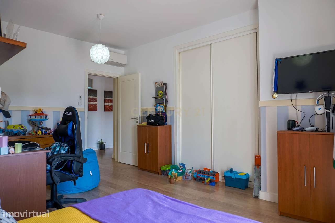 Moradia T3 com Piscina | Viva o Melhor do Alentejo a 10 Minutos de Bad-7