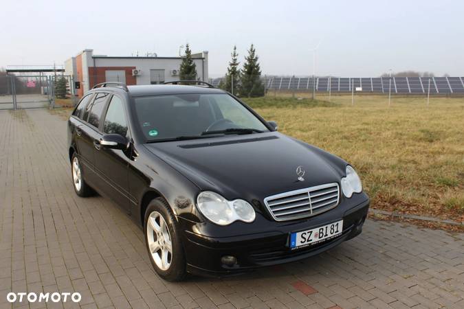 Mercedes-Benz Klasa C 220 T CDI Classic - 21