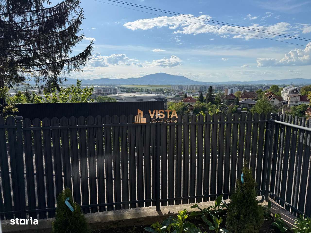 Apartament la casa cu curte si garaj la 5 minute de Centru Brasov-9