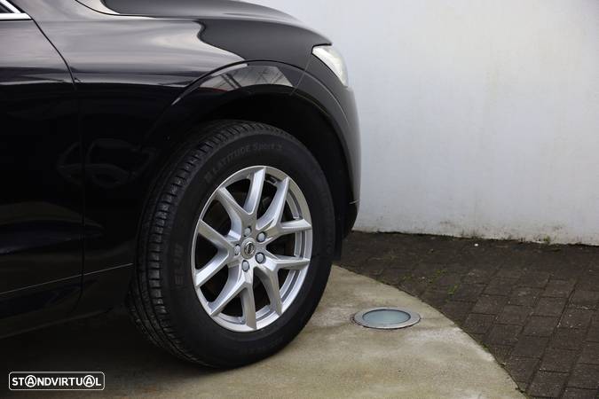 Volvo XC 60 2.0 D4 Momentum Plus Geartronic - 5