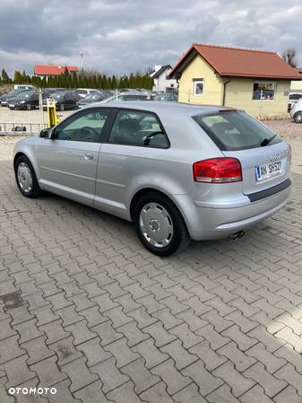 Audi A3 2.0 FSI Ambition - 2