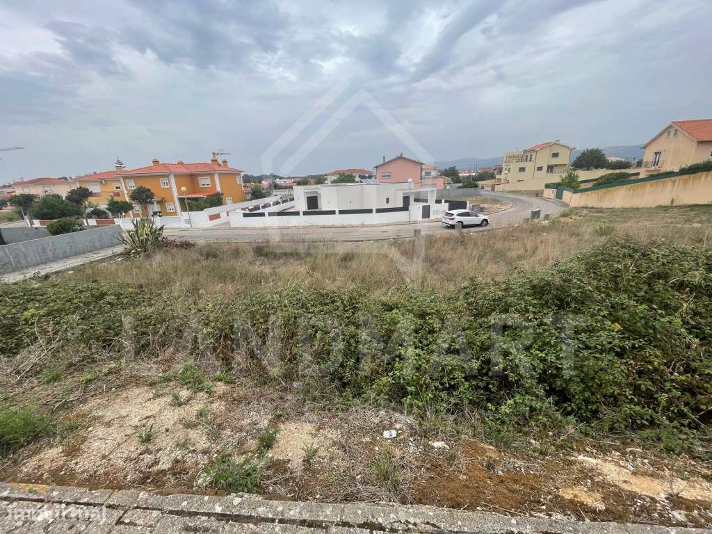 Lote para construção, Centro de Turquel-0