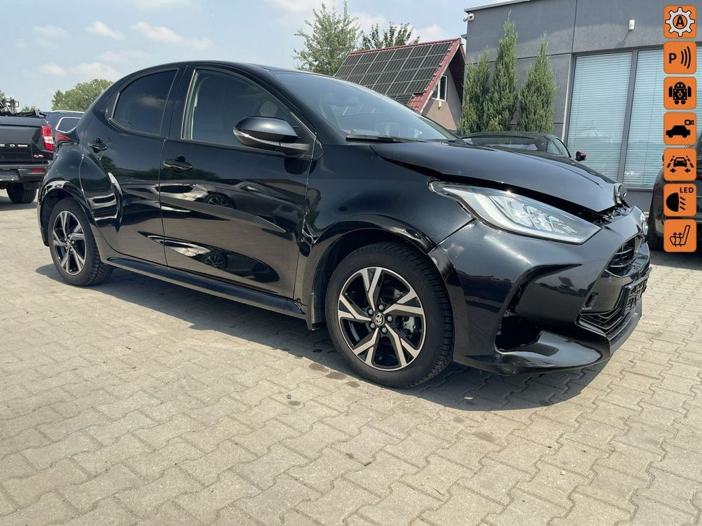 Toyota Yaris IV (2020-) 1.5 Comfort CVT 2025