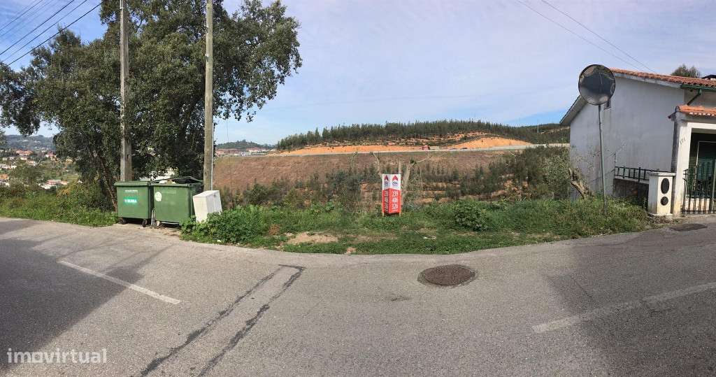 Terreno para construção numa localização calma com bons acessos - Grande imagem: 3/4