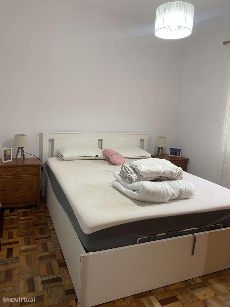 Vende-se T3 com grande espaço exterior em Santa Clara, Coimbra. - Grande imagem: 5/24