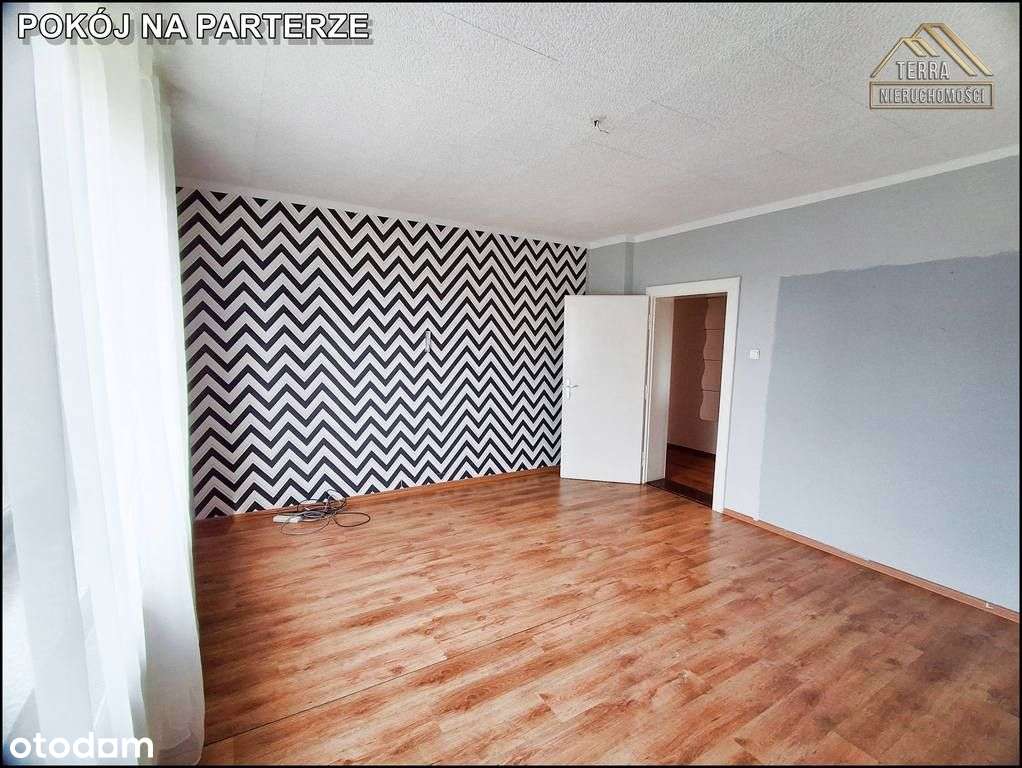 Funkcjonalny dom w dobrej lokalizacji - Pełny obrazek: 2/20