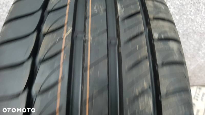 MICHELIN PRIMACY HP  205/55/16  205/55R16 - 11