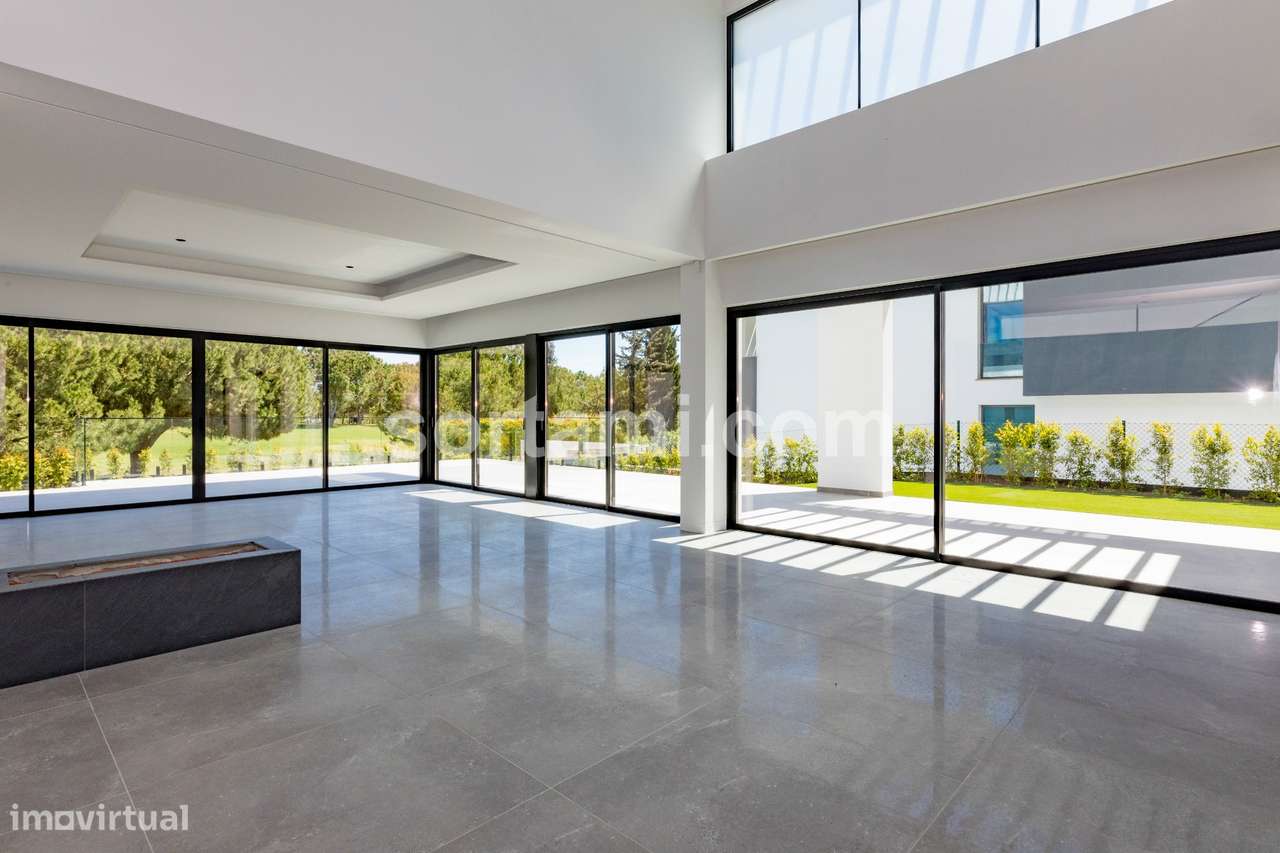 Moradia Isolada T4+1 Venda em Quarteira,Loulé - Grande imagem: 2/38