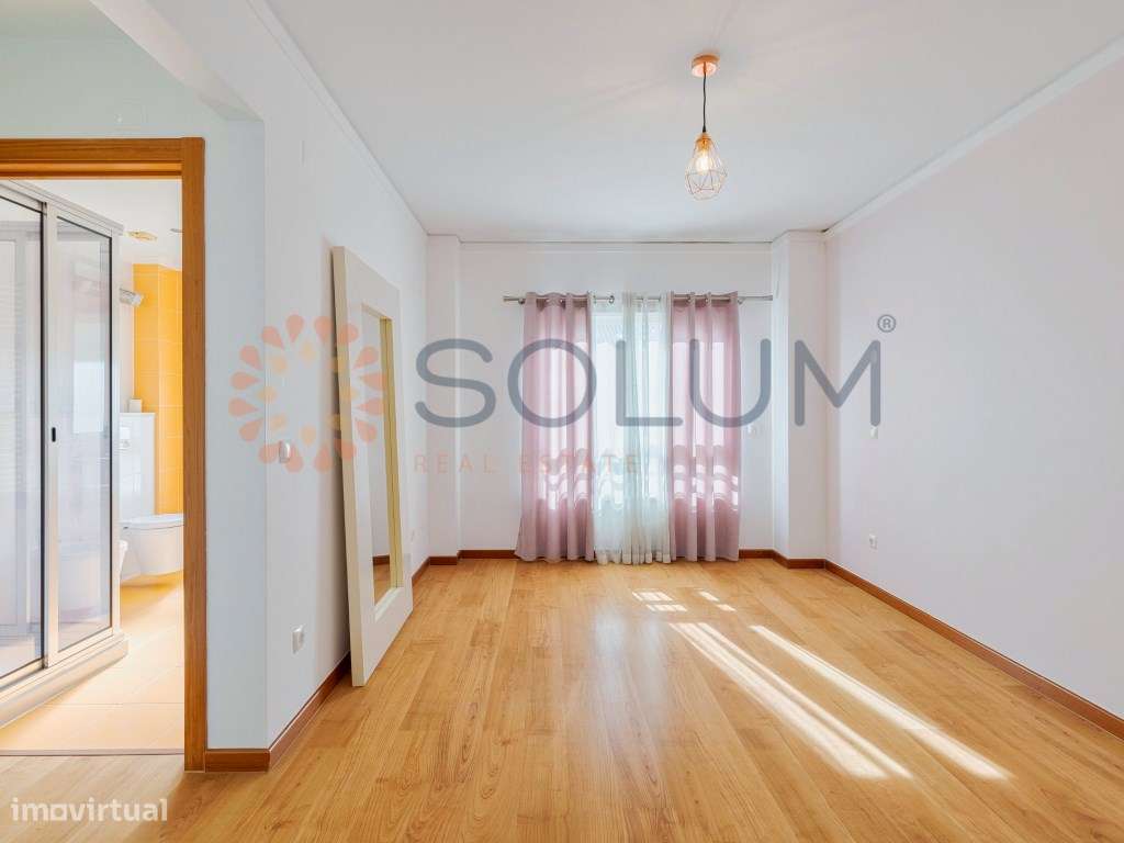 Duplex T4 no Montijo - Conforto e Localização Premium-7