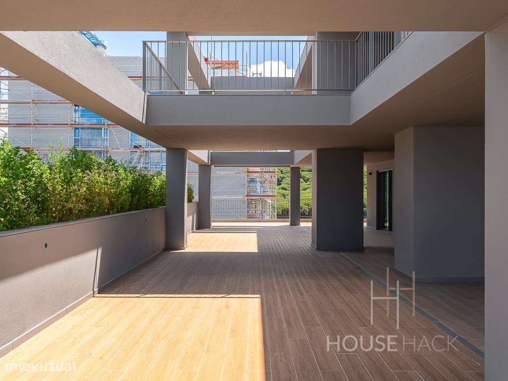 Penthouse T4 de luxo em Miraflores-12