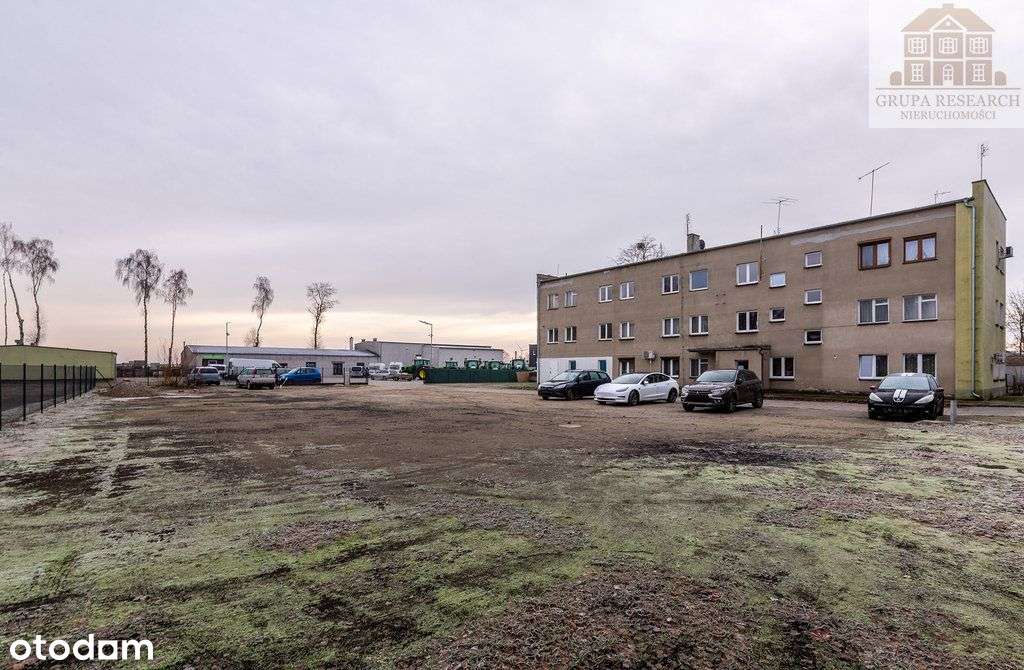 Biurowiec 262 m² z prywatnym placem - Pełny obrazek: 2/19