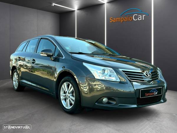 Toyota Avensis SW 2.0 D-4D - 2