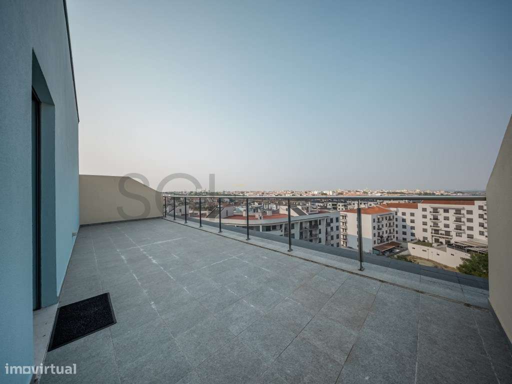 Apartamento Duplex T3+2 Parque Luso Box para Duas Viaturas-15