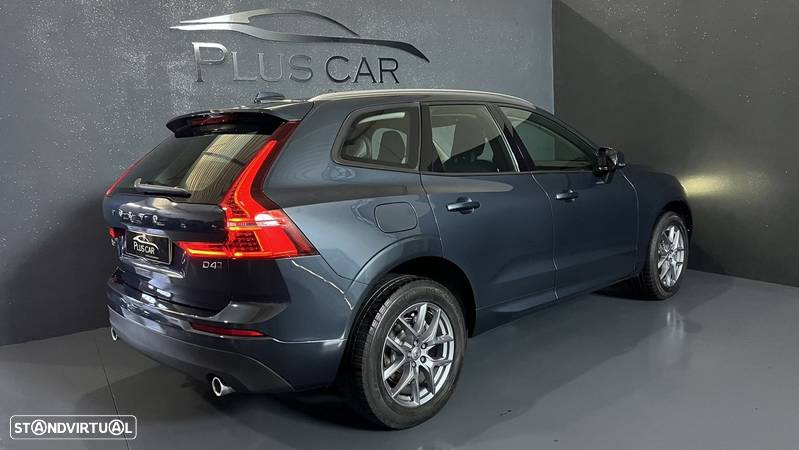 Volvo XC 60 2.0 D4 Momentum AWD Geartronic - 8