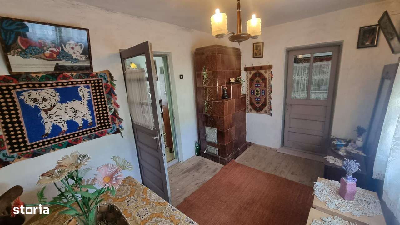 Casa modesta cu teren generos, zona Magura,-12