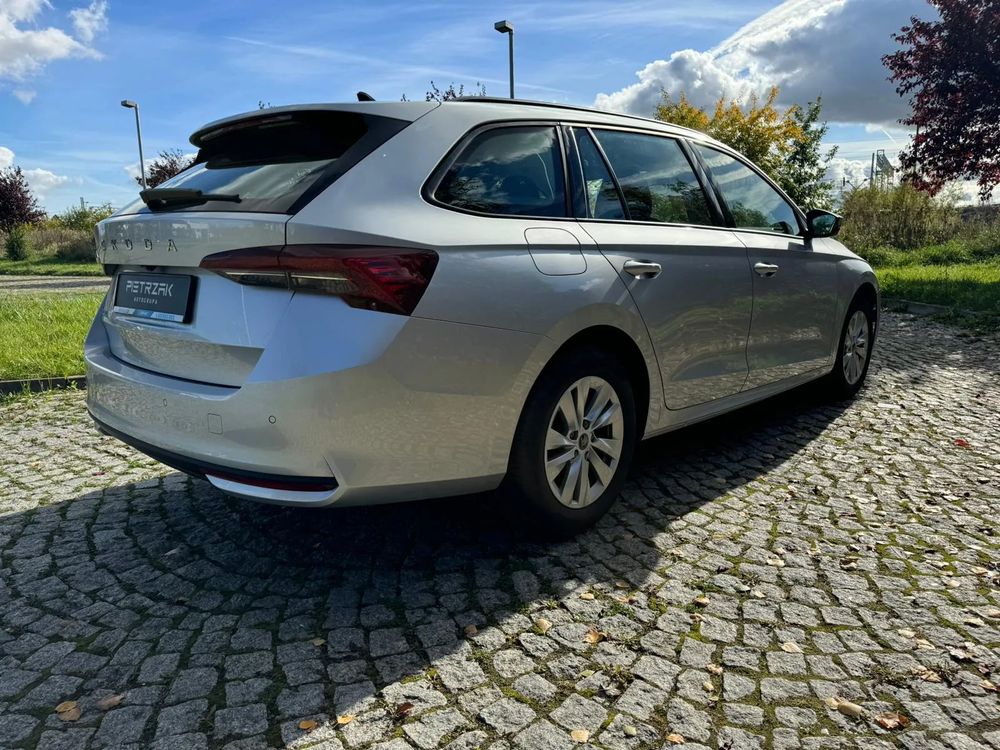 Skoda Octavia Salon Polska FV23%