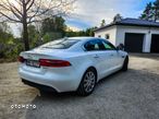 Jaguar XE 2.0 D Prestige - 5