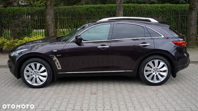 Infiniti QX70 3.0d S Premium - 34