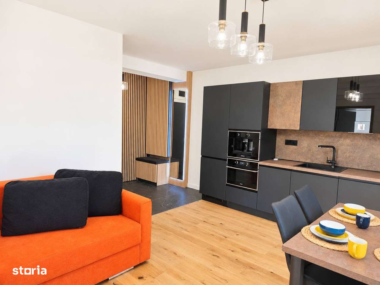 APARTAMENT DEOSEBIT, ULTRACENTRAL – STRADA AVRAM IANCU, ORADEA-1