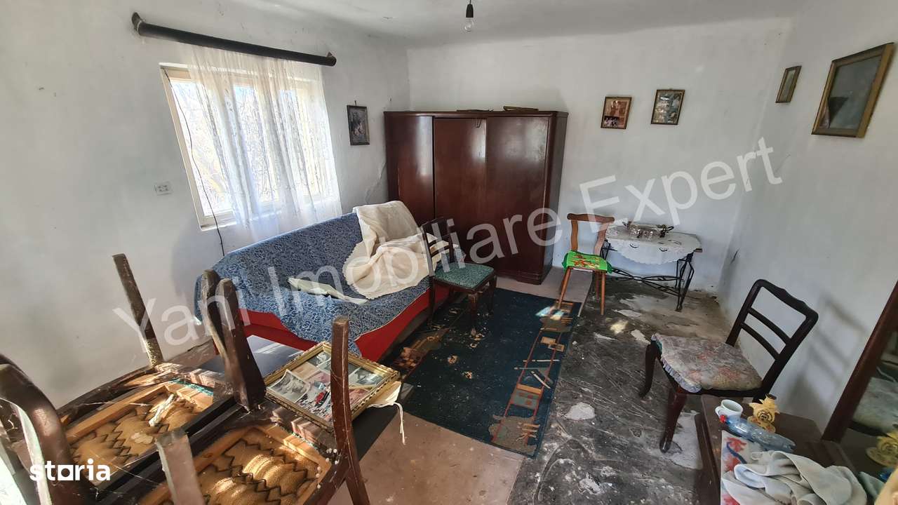 Casă de vânzare în comuna Merișani, sat Vâlcelele, județ Argeș.-3