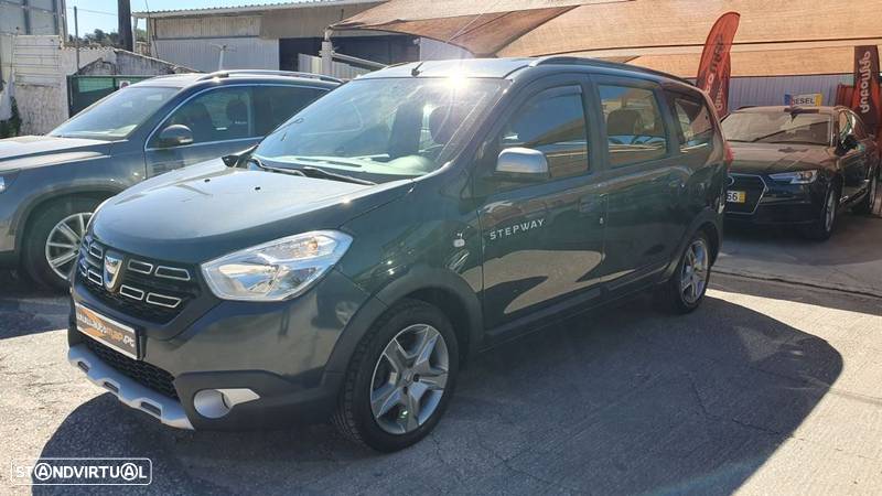 Dacia Lodgy 1.5 dCi Stepway 7L - 3