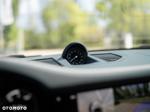 Porsche 911 Carrera 4S Cabrio - 30