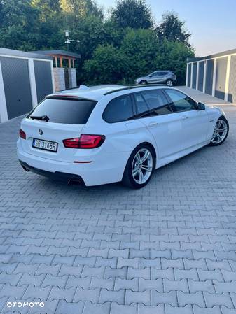 BMW Seria 5 535i Touring - 10