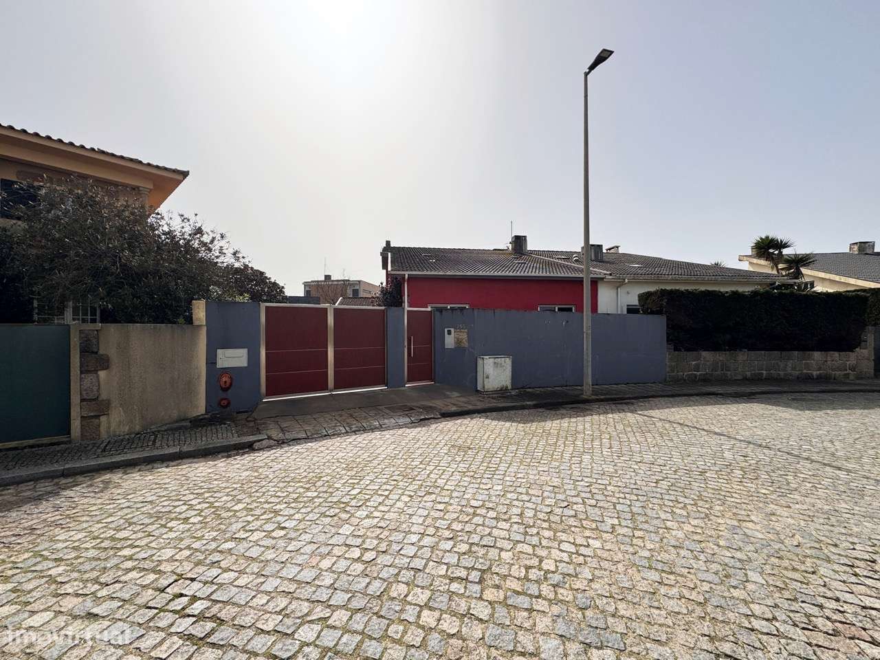 Moradia T4 com jardim e garagem em Vila do Conde-0