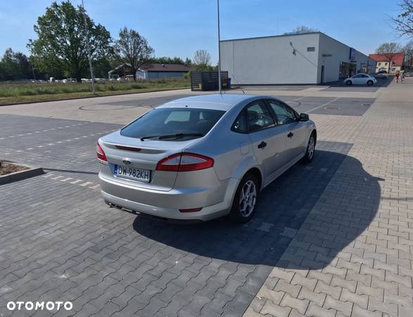 Ford Mondeo 1.6 Silver X - 4