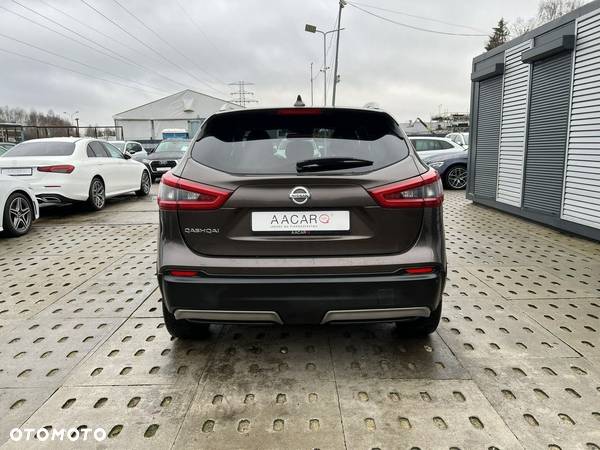 Nissan Qashqai 1.6 DCi 4x4 Tekna - 4