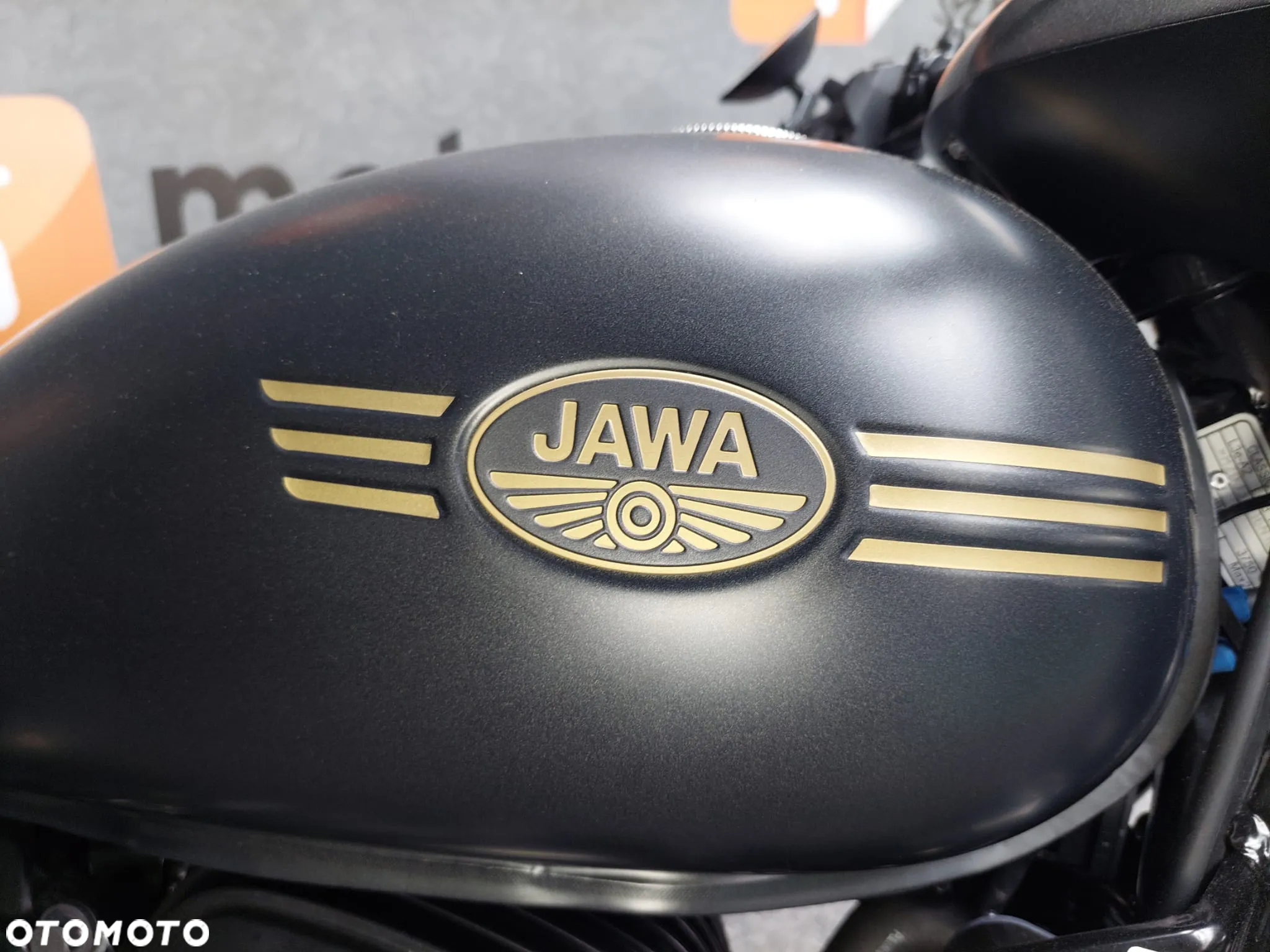 Jawa 350 - 18