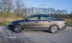 Volkswagen Passat 2.0 TDI Highline DSG - 1