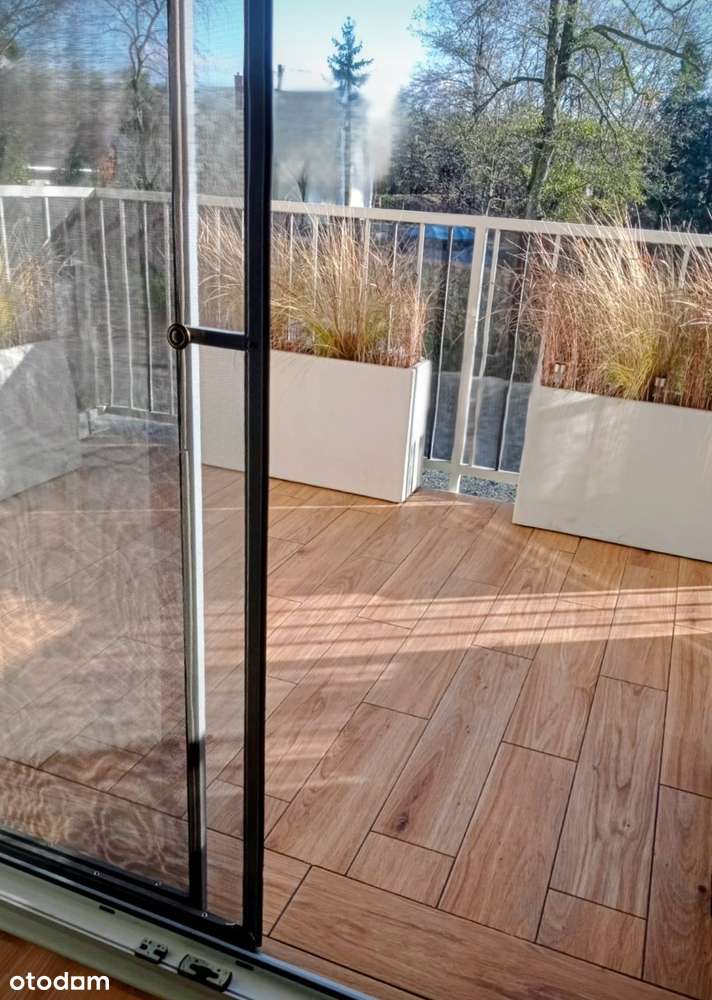 1220-SB ** Przepiękny apartament na obrzeżach centrum **-7