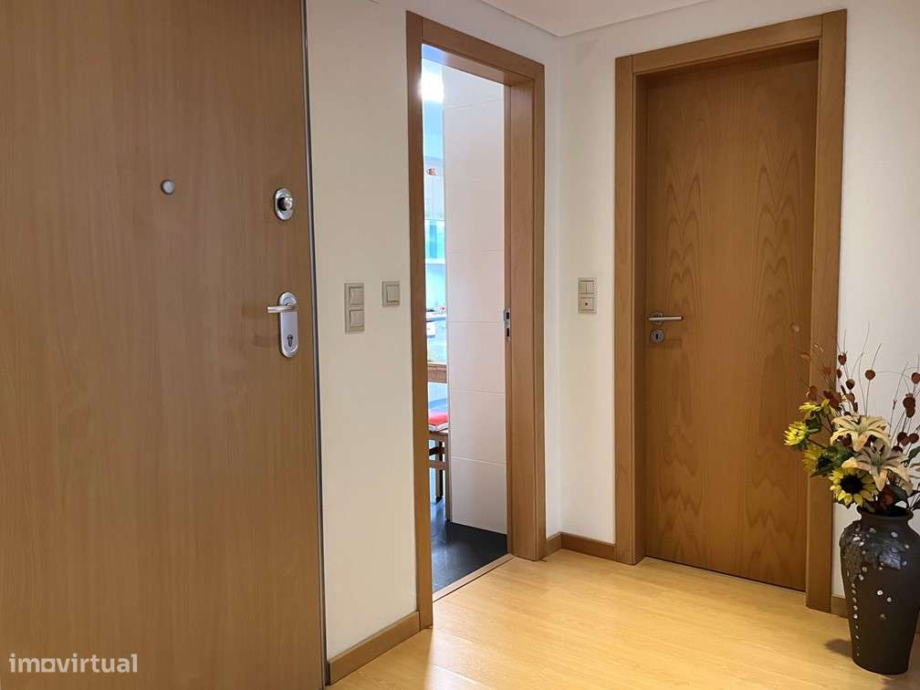 Excelente T2 Quinta do Conventinho / Stº Ant Cavaleiros-9