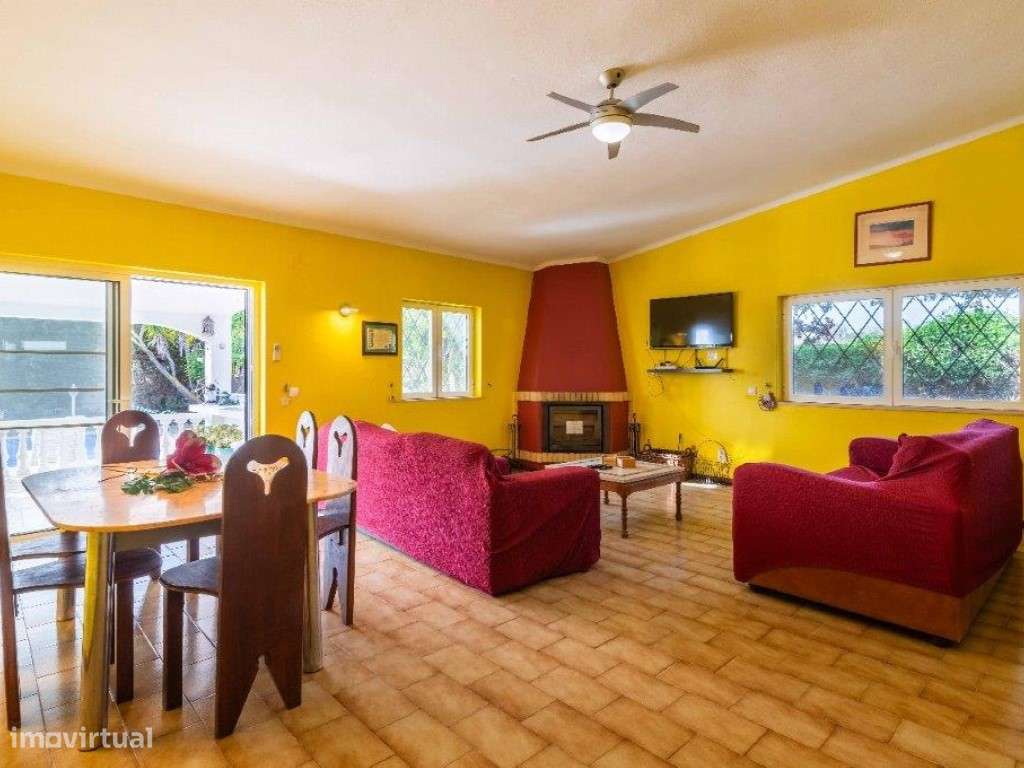 Moradia térrea V2 + 2 com piscina - Ataboeira - Guia - Albufeira-13