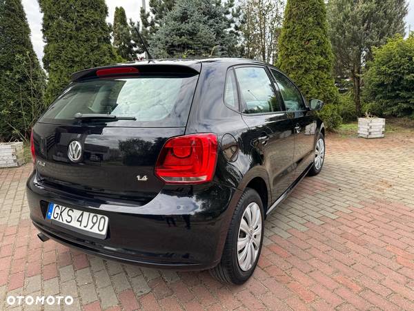 Volkswagen Polo 1.4 16V Comfortline - 26