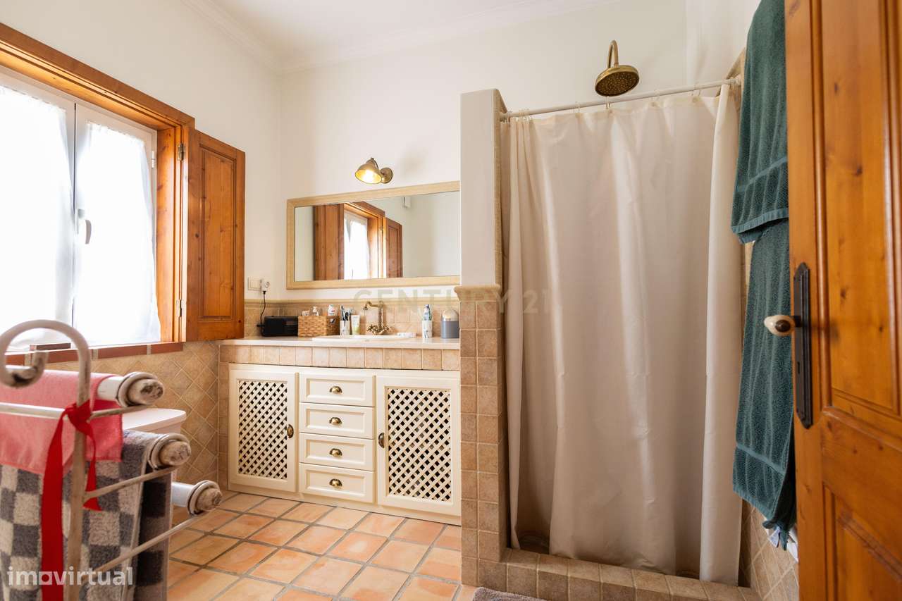 Quinta com piscina e vista sobre o Ribatejo, entre conforto e natureza-51
