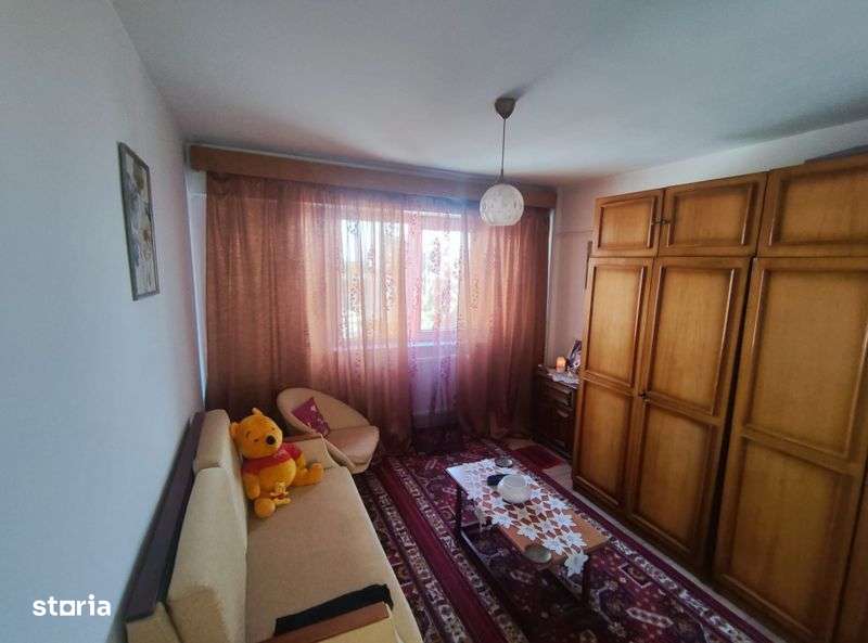 Apartament cu 4 camere, decomandat,  zona HCC (vis a vis de Penny) - Imagine principală: 5/7