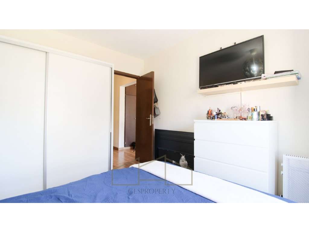 Apartamento T3 no Laranjeiro-17