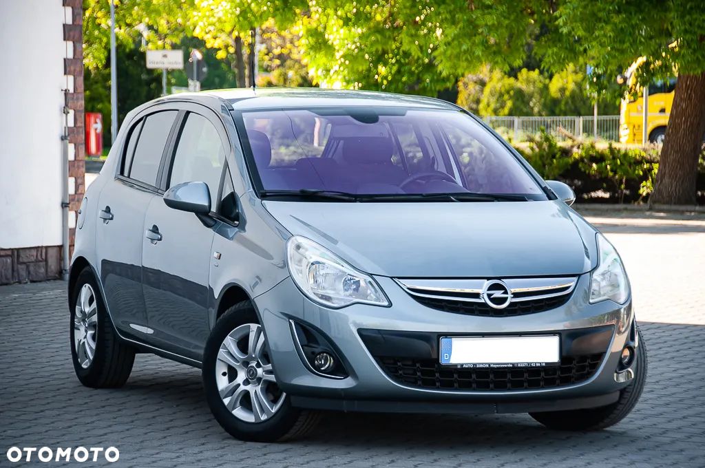 Opel Corsa 1.4 16V Satellite - 1