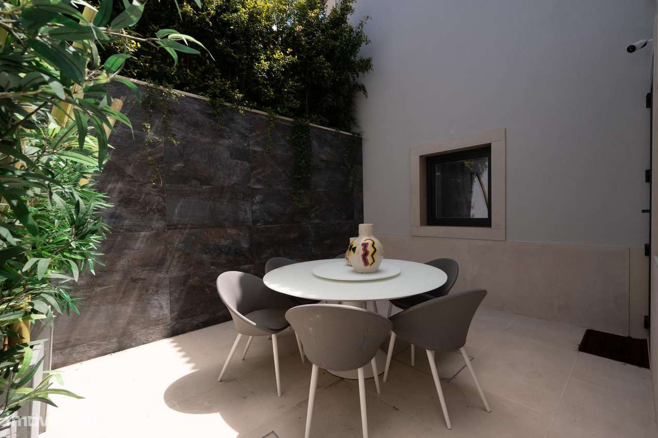 Moradia T3 + 1 com piscina, Centro Cascais, Cascais-24