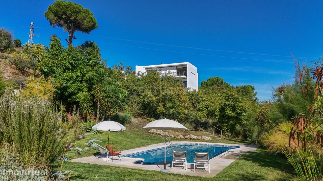 Quinta na Arrábida com moradia T5 de 364 m2 em lote de 13 520 m2 Onde-0