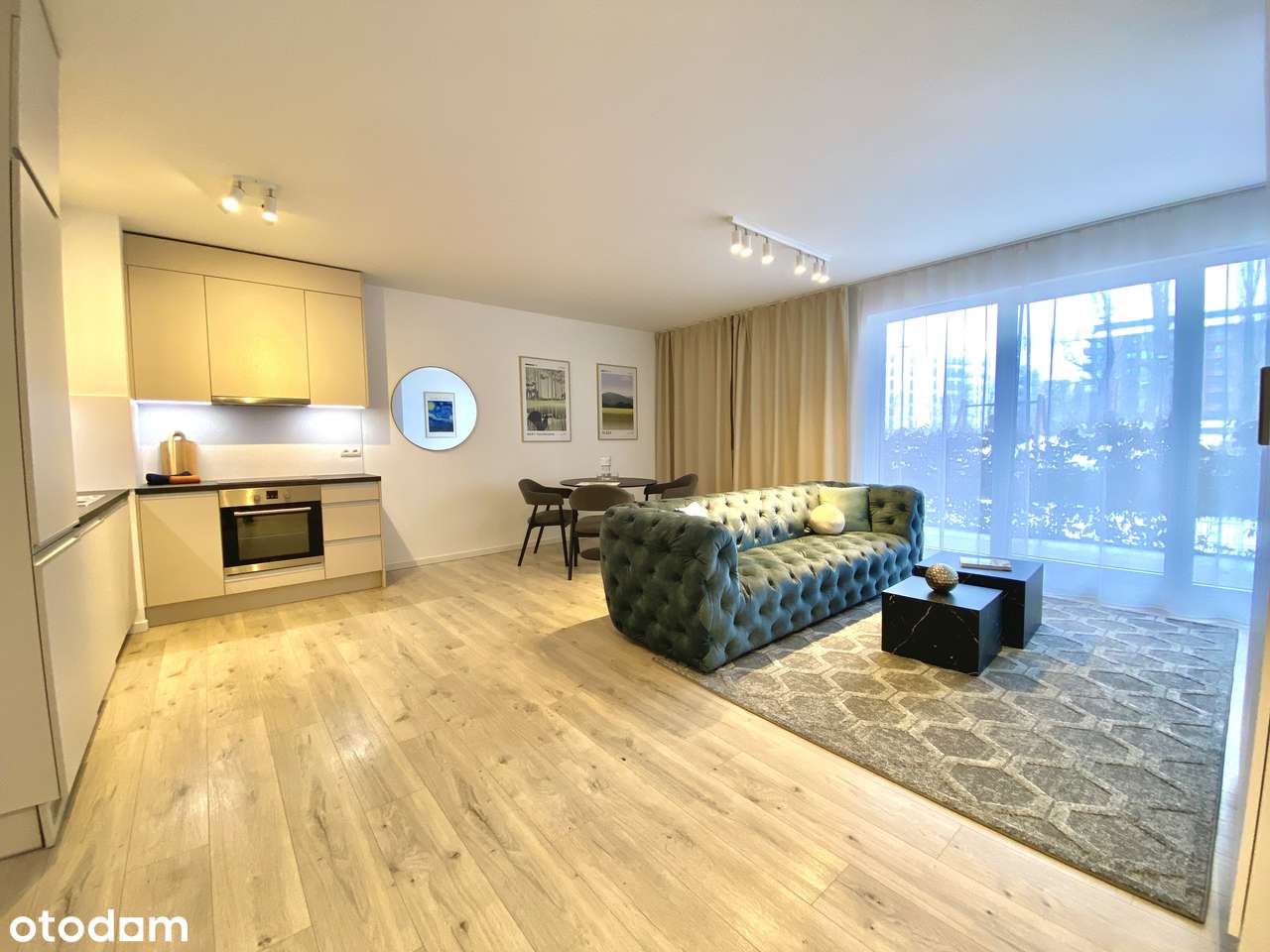 0% Prowizji! Nowoczesne 2-pokojowe mieszkanie w Śródmieściu!-1