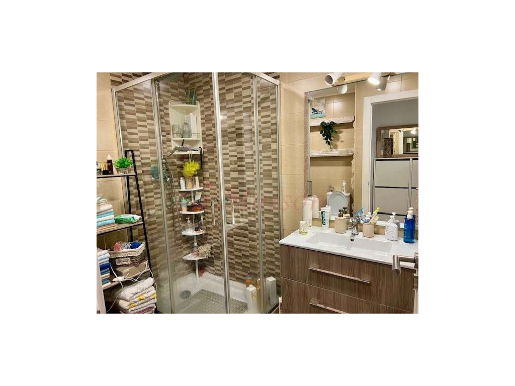 Moradia V5 Duplex em Famões-10