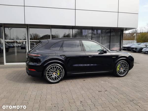 Porsche Cayenne E-Hybrid Tiptronic S Platinum Edition - 3