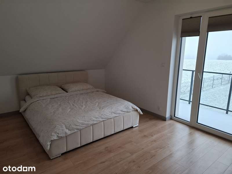 Nowy dom 130m2, działka 1380 m2 w atrakcyjnym miejscu !-12